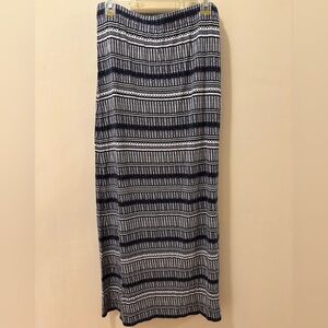 LOFT Navy and White Patterned Maxi Skirt